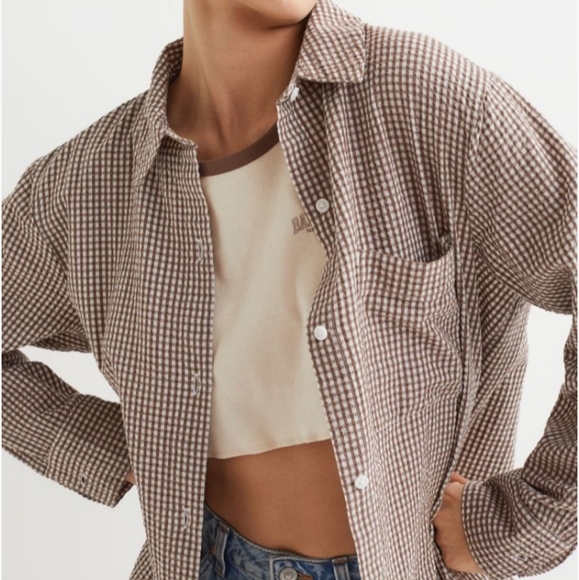 H&M Tops - ⛔SOLD⛔🆕️NWT H&M Seersucker Shirt in 'Brown/White Checked', XL
